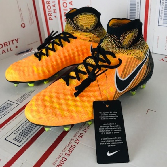 Nike Other - Nike Jr Obra II  Magista 844410-801 Size 5.5Y
